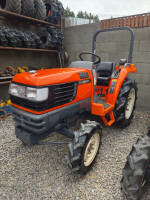 Kubota T220